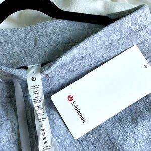 Lululemon NWT Ready To Rulu 7/8 joggers size 4